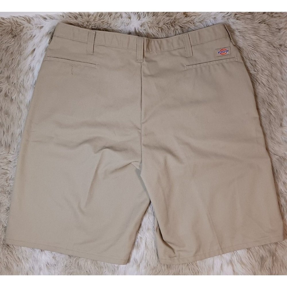 DICKIES Work Shorts Chinos Worker Straight Leg Skate Beige Size 42" Waist